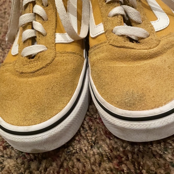 Vans - Picture 3 of 10